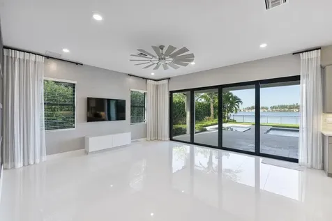 8685 Parkland Bay Drive Parkland FL 33076