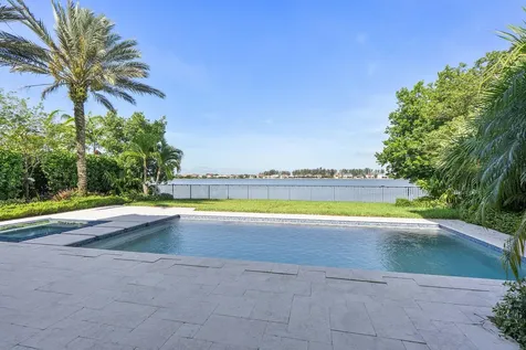 8685 Parkland Bay Drive Parkland FL 33076