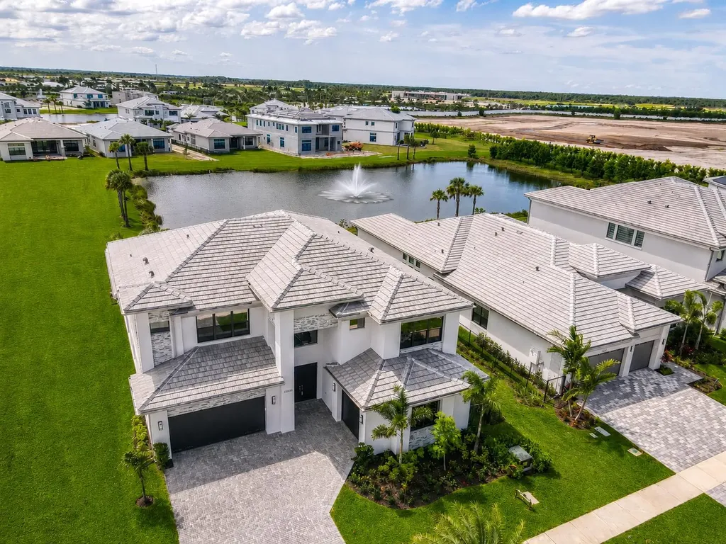 13559 Nesting Pines Way Palm Beach Gardens FL 33412