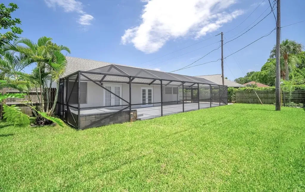 654 West Drive Delray Beach FL 33445