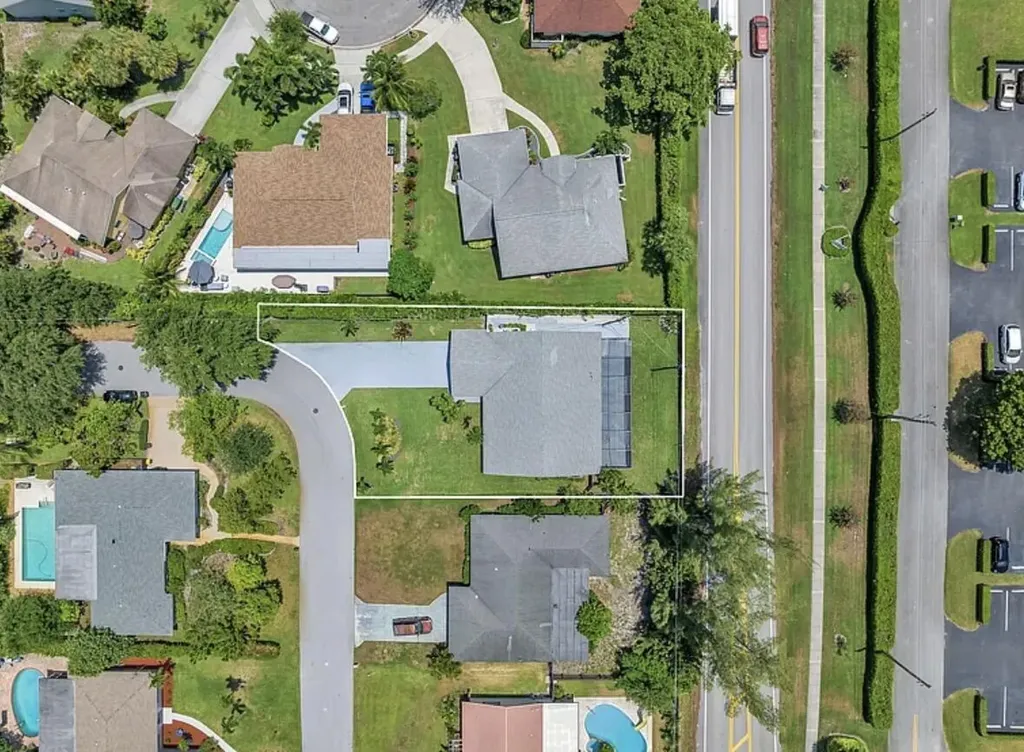 654 West Drive Delray Beach FL 33445
