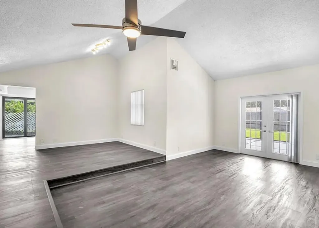 654 West Drive Delray Beach FL 33445