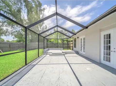 654 West Drive Delray Beach FL 33445