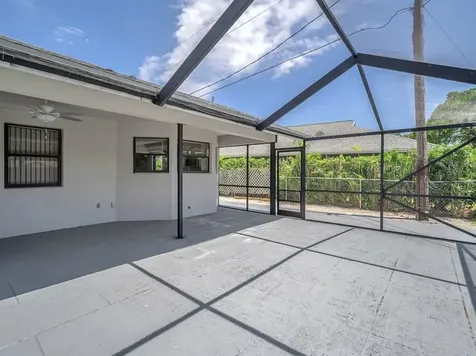 654 West Drive Delray Beach FL 33445