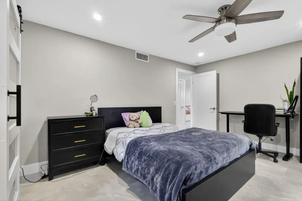 7 Piedmont A Delray Beach FL 33484