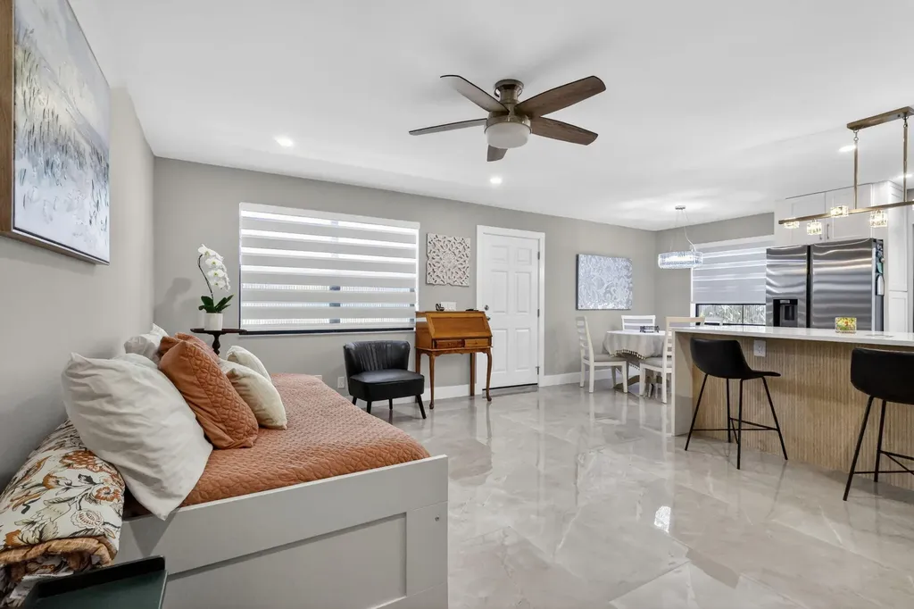 7 Piedmont A Delray Beach FL 33484