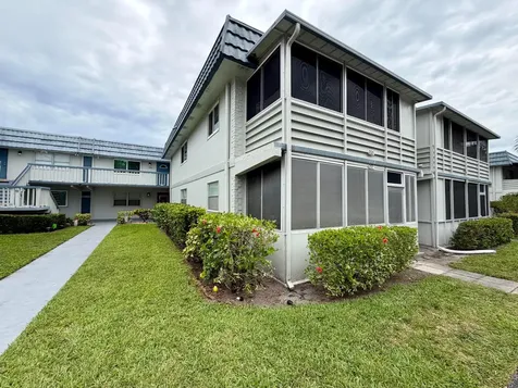 207 Tuscany D Delray Beach FL 33446