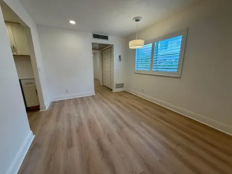 207 Tuscany D Delray Beach FL 33446