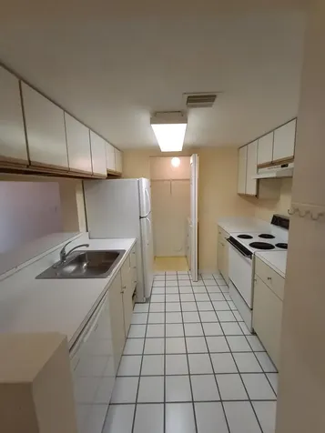 9901 Westview Drive Coral Springs FL 33076