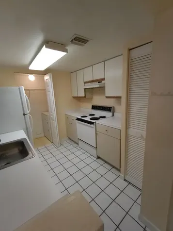 9901 Westview Drive Coral Springs FL 33076