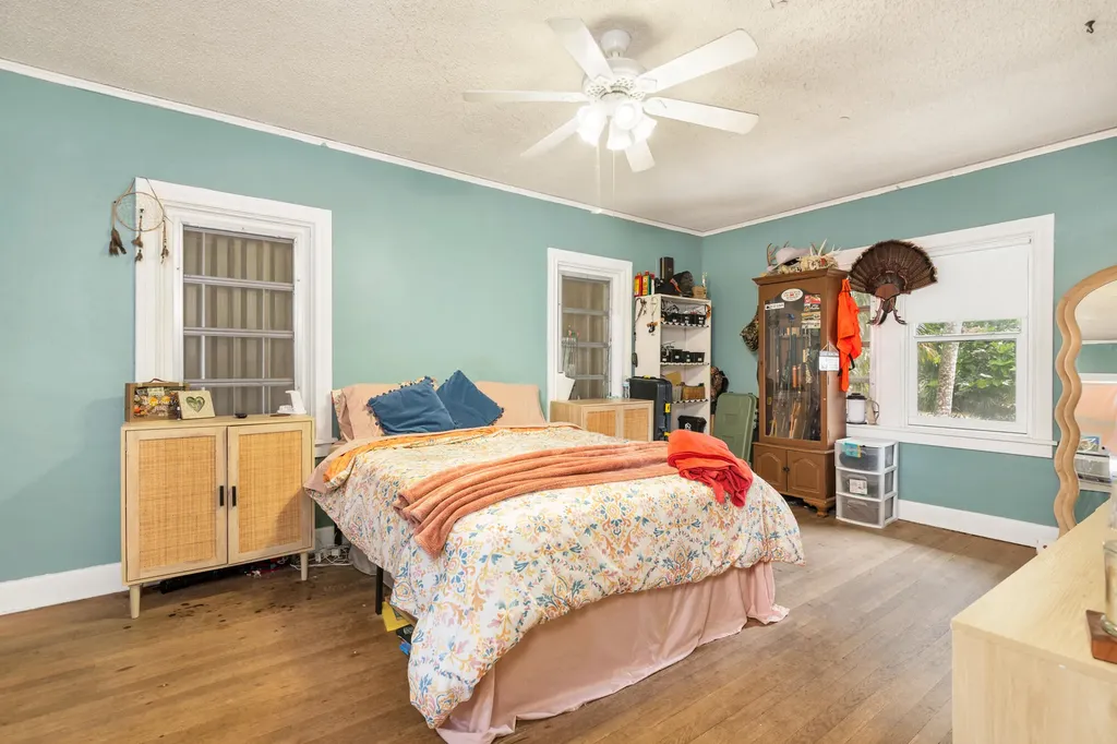 821 Omar Road West Palm Beach FL 33405