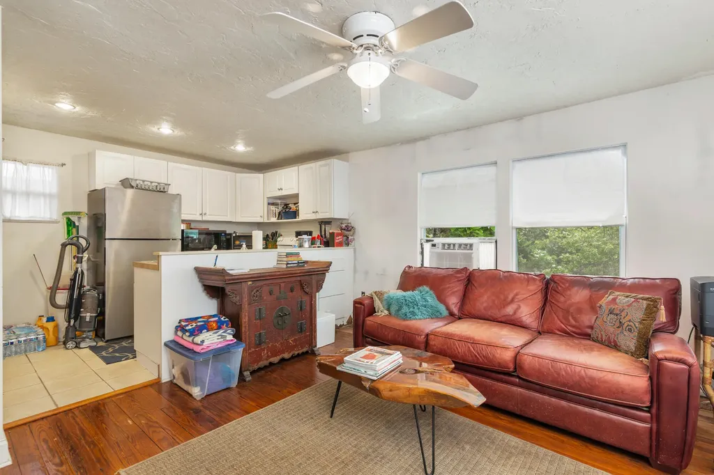 821 Omar Road West Palm Beach FL 33405