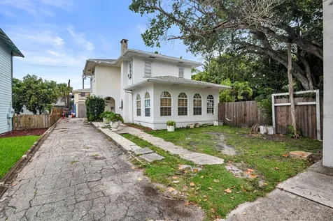 821 Omar Road West Palm Beach FL 33405
