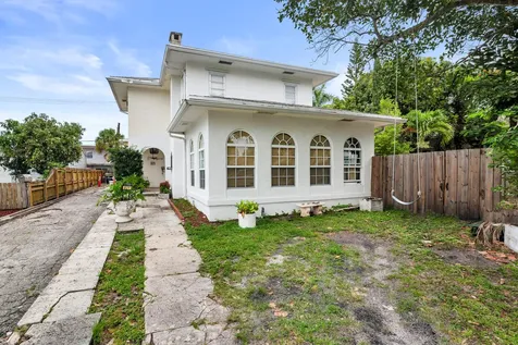 821 Omar Road West Palm Beach FL 33405