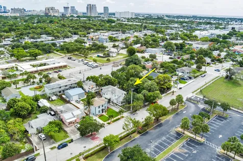 821 Omar Road West Palm Beach FL 33405
