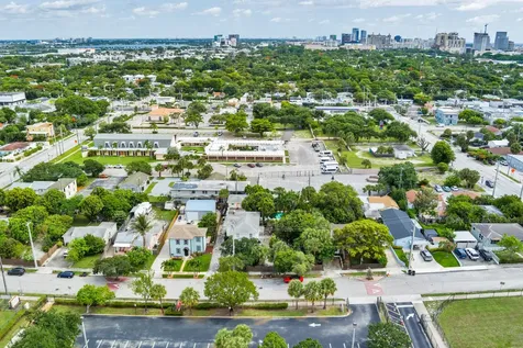 821 Omar Road West Palm Beach FL 33405