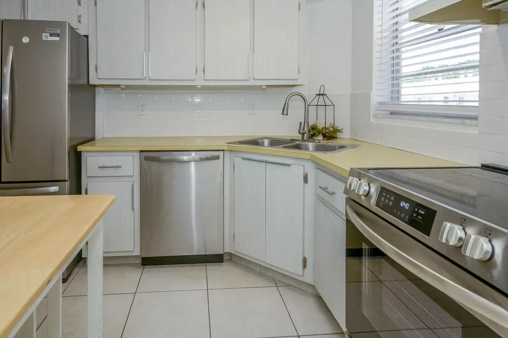 18081 SE Country Club Drive Jupiter FL 33469