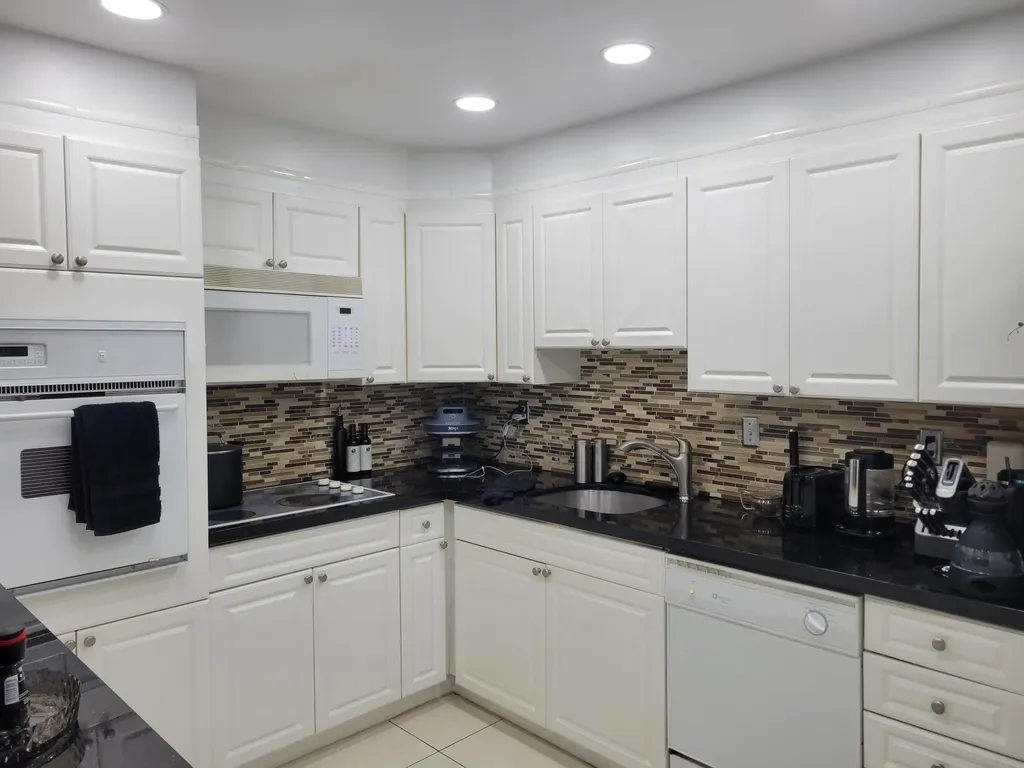 19370 Collins Avenue Sunny Isles Beach FL 33160