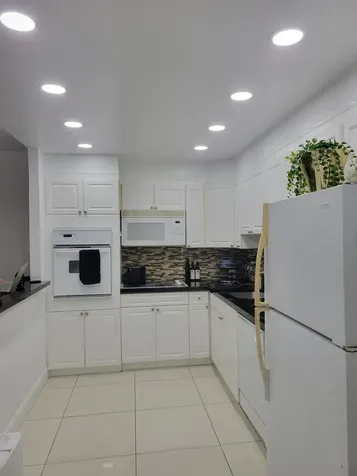 19370 Collins Avenue Sunny Isles Beach FL 33160