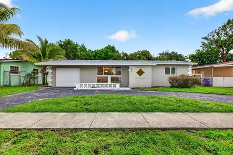 2241 SW 67th Lane Miramar FL 33023
