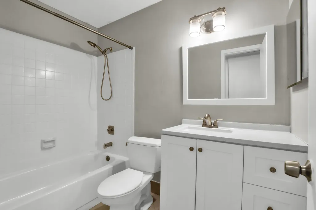 2112 NW 45th Avenue Coconut Creek FL 33066
