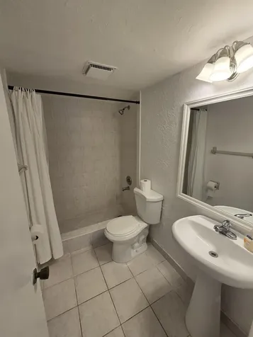 737 SE 1st Way Deerfield Beach FL 33441
