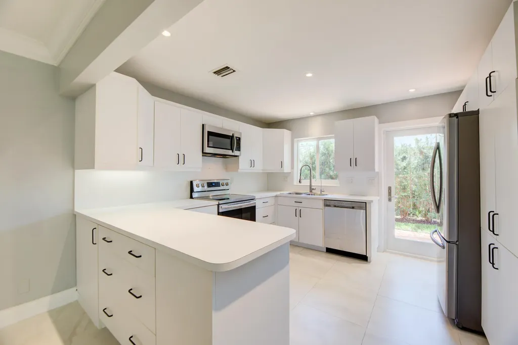 2603 NE 35th Street Fort Lauderdale FL 33306