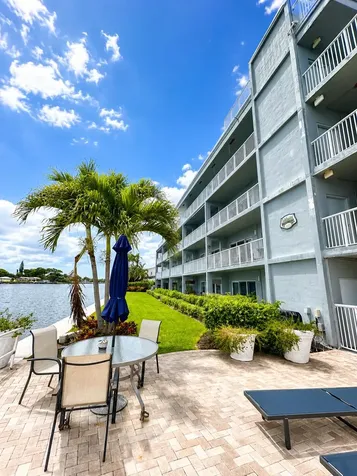 1201 S Riverside Drive Pompano Beach FL 33062