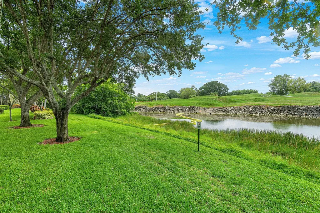 11740 St Andrews Place Wellington FL 33414