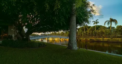 614 Tarpon Way Palm Beach FL 33480