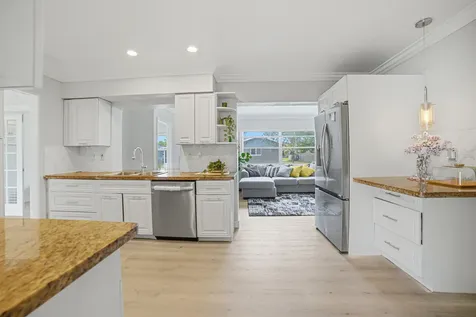 8106 NW 101st Avenue Tamarac FL 33321