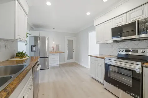 8106 NW 101st Avenue Tamarac FL 33321