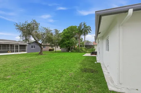 8106 NW 101st Avenue Tamarac FL 33321