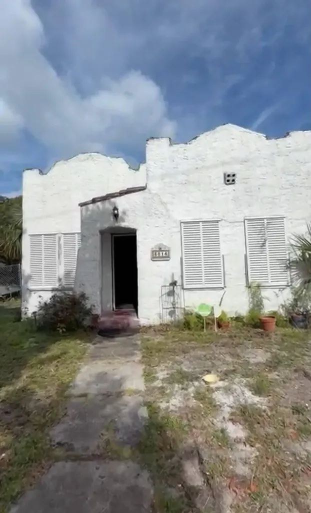 3814 Greenwood Avenue West Palm Beach FL 33407