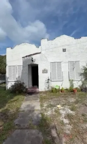 3814 Greenwood Avenue West Palm Beach FL 33407