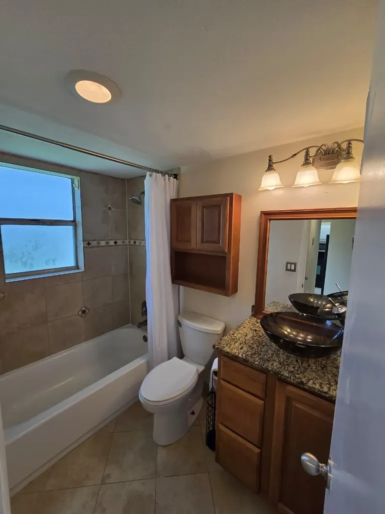 550 SE 2nd Avenue Deerfield Beach FL 33441