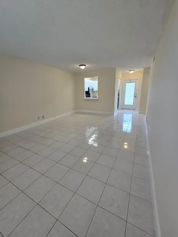 550 SE 2nd Avenue Deerfield Beach FL 33441