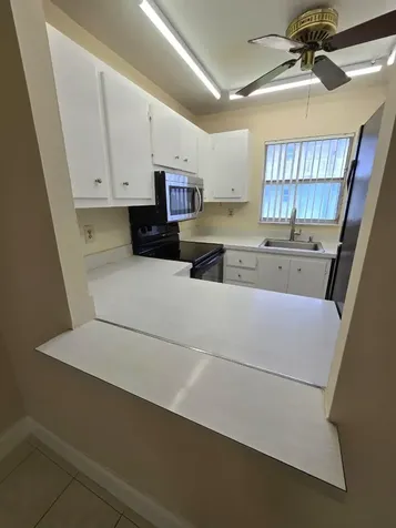 550 SE 2nd Avenue Deerfield Beach FL 33441