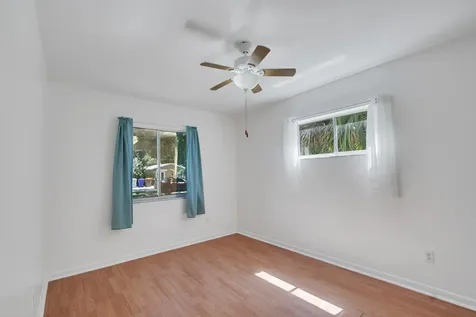6195 7th Street Vero Beach FL 32968