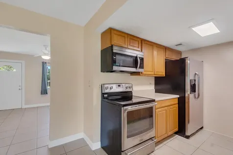 6195 7th Street Vero Beach FL 32968