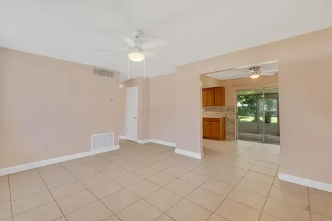 6195 7th Street Vero Beach FL 32968