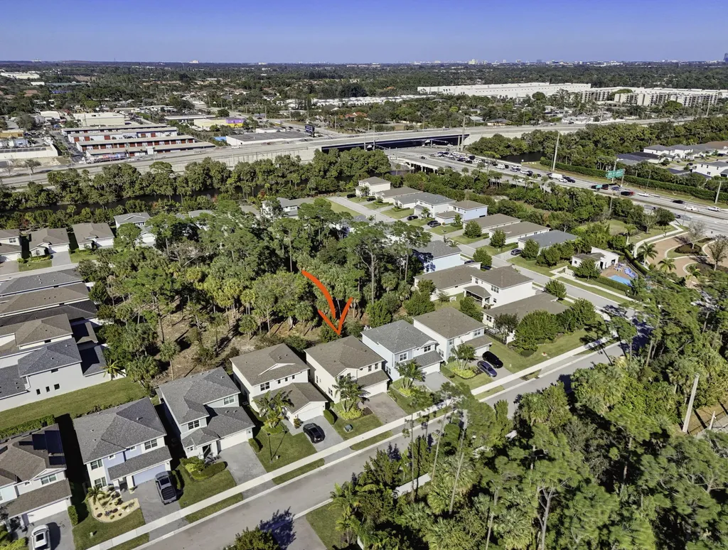 6607 Pointe Of Woods Drive West Palm Beach FL 33415