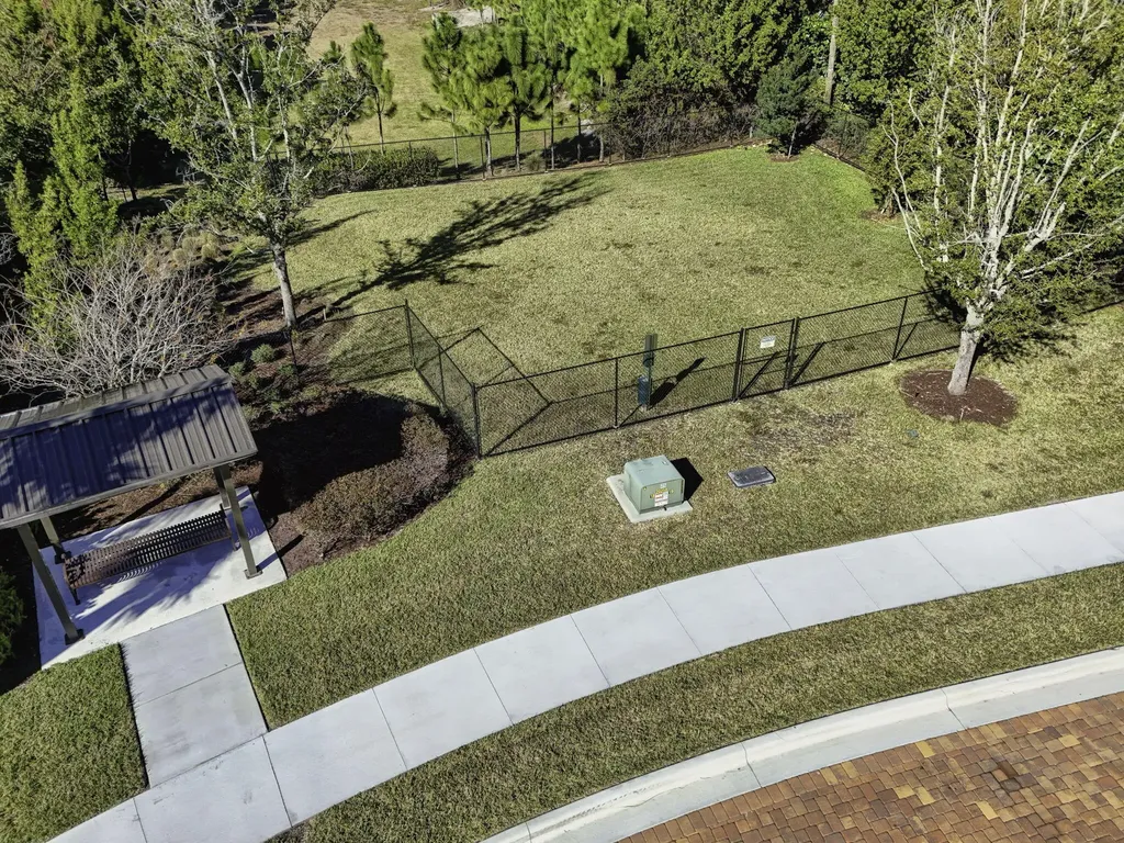 6607 Pointe Of Woods Drive West Palm Beach FL 33415