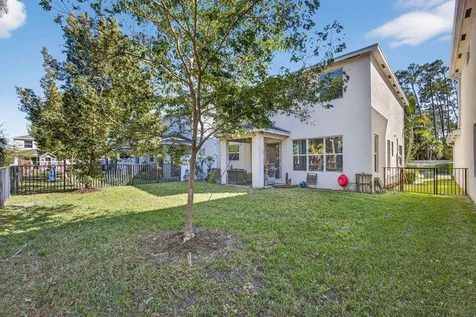 6607 Pointe Of Woods Drive West Palm Beach FL 33415