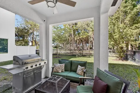 6607 Pointe Of Woods Drive West Palm Beach FL 33415