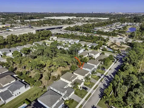 6607 Pointe Of Woods Drive West Palm Beach FL 33415