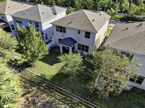 6607 Pointe Of Woods Drive West Palm Beach FL 33415