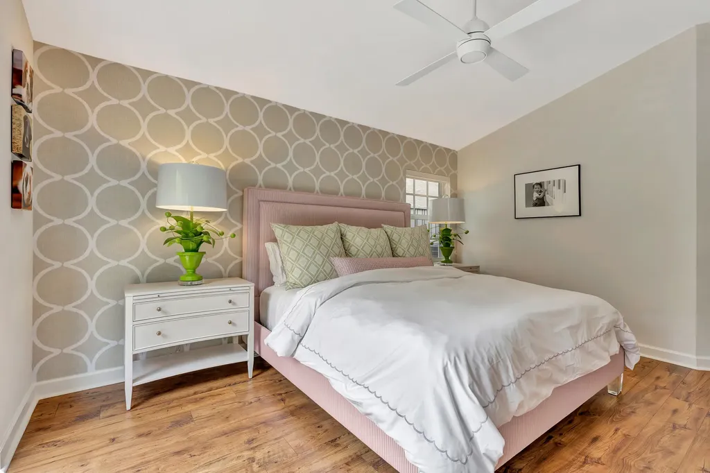 28 Admirals Court Palm Beach Gardens FL 33418