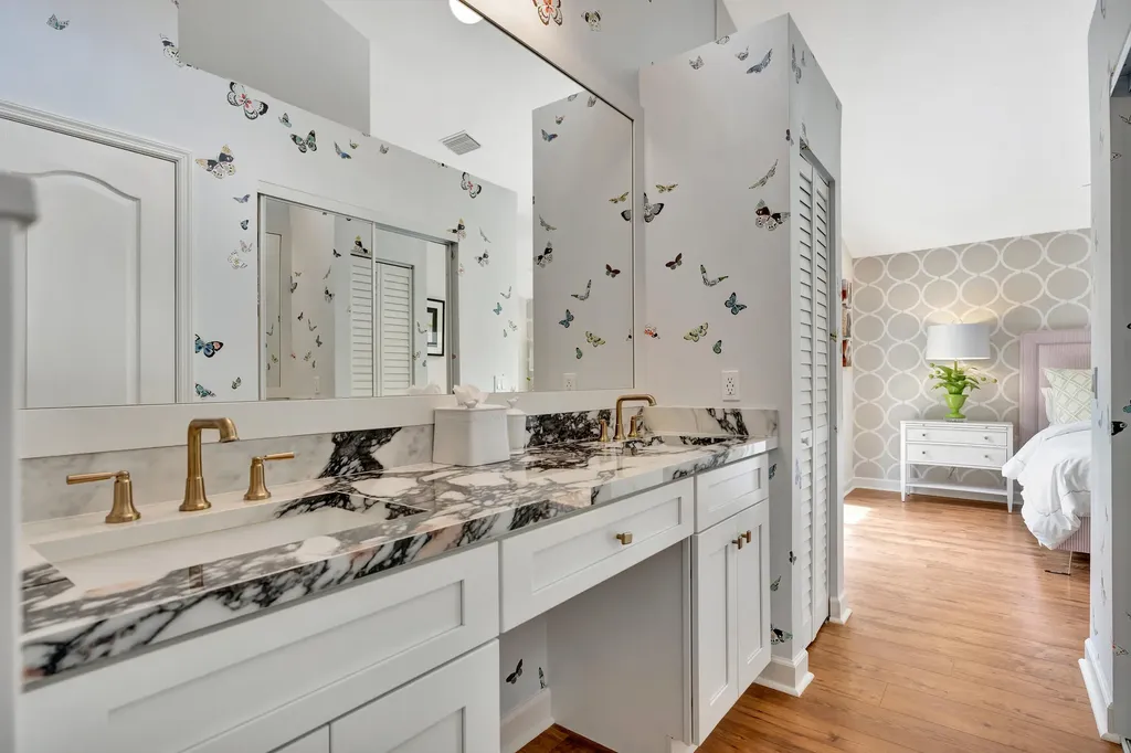 28 Admirals Court Palm Beach Gardens FL 33418