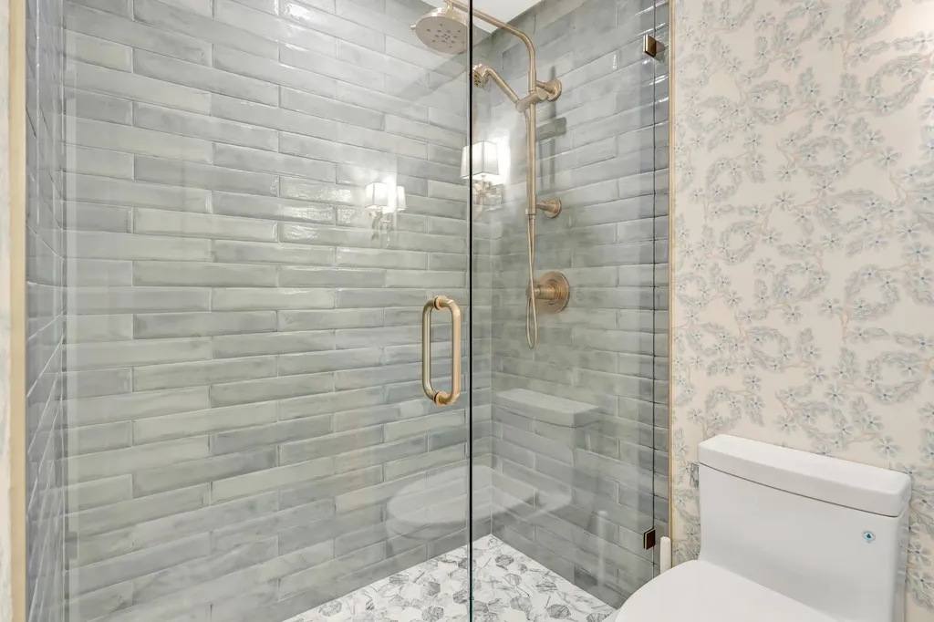 28 Admirals Court Palm Beach Gardens FL 33418